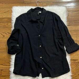 Linen and Cotton blend black button down long sleeve shirt